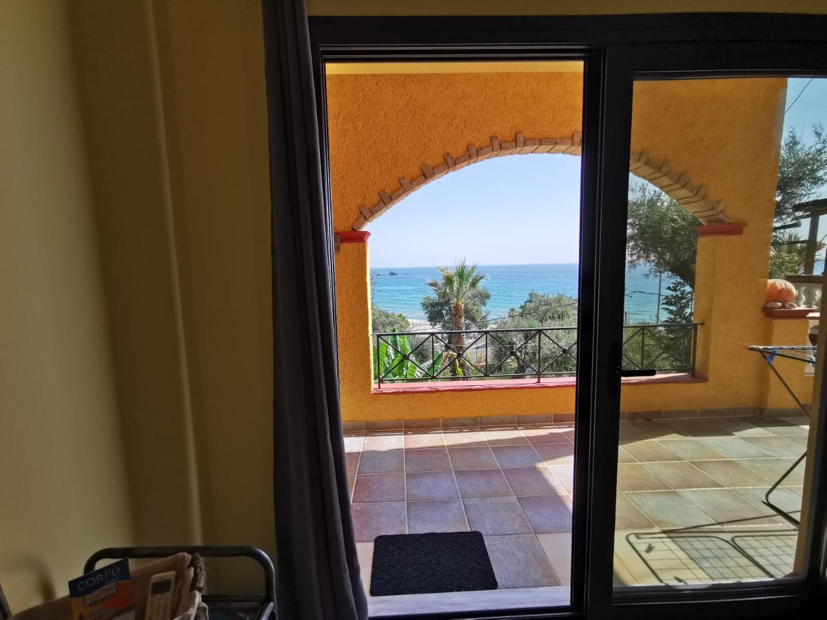Pelekas Beach Apartments Exterior foto